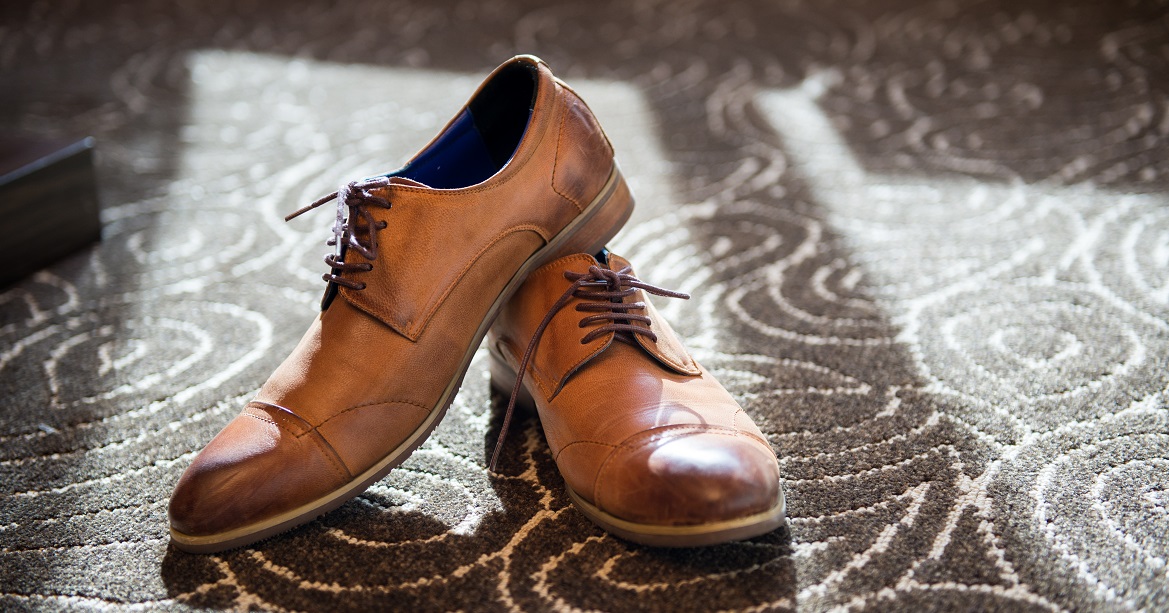 3 manières de adoucir des chaussures en cuir - wikiHow