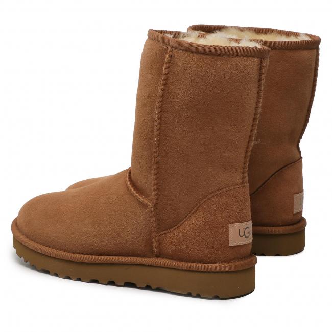 chaussures authemtiques ugg : la tige